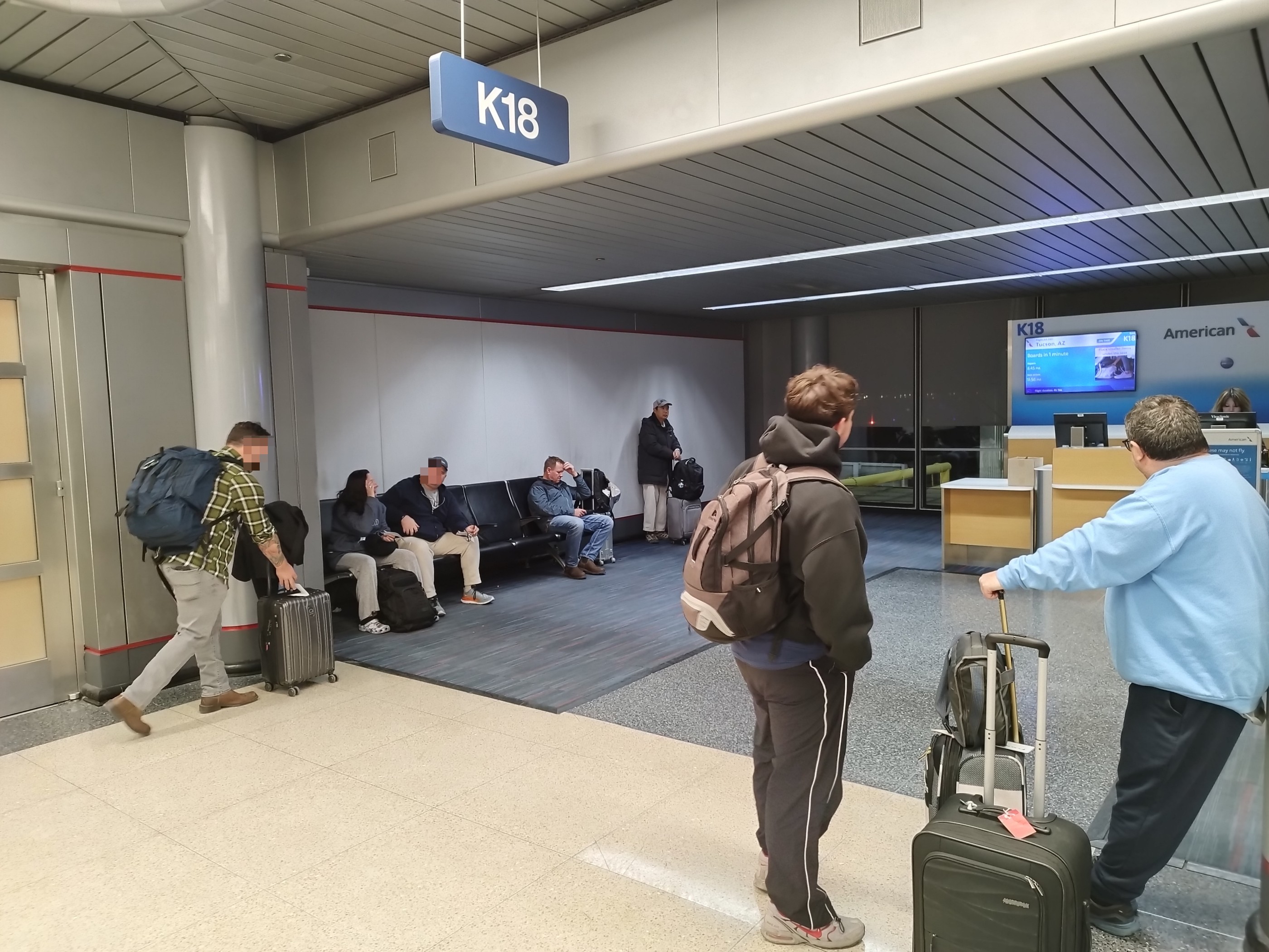 American Airlines Chicago → Tucson